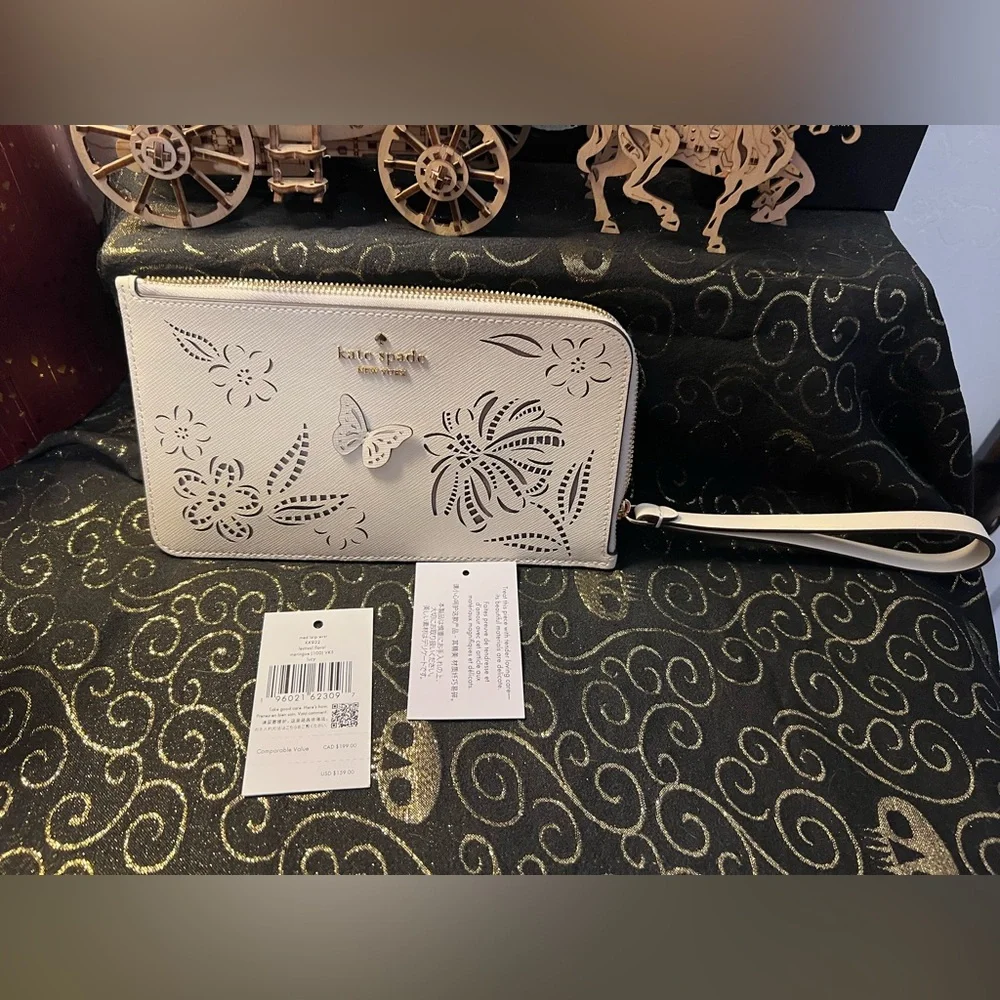 Kate Spade Safiano Meringue Floral 3D Butterfly Wristlet Clutch (PIF)